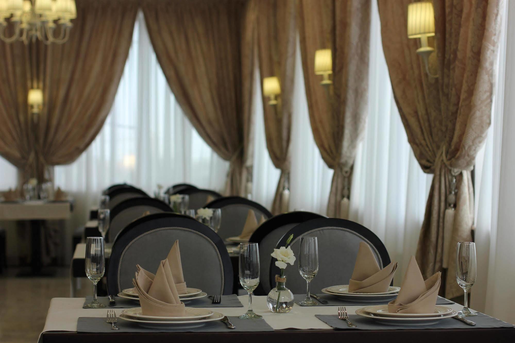 Alarus Luxe Hotel Odessa Zewnętrze zdjęcie