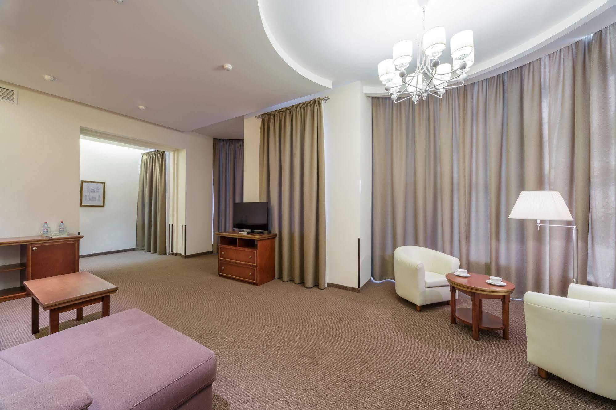 Alarus Luxe Hotel Odessa Zewnętrze zdjęcie